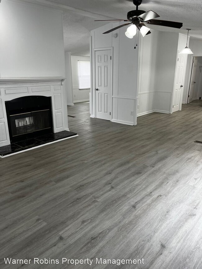 Building Photo - 4 br, 2 bath House - Richmond Hill Pkwy 600