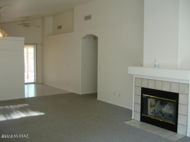 Foto del edificio - 2033 W Cholla Vista Dr