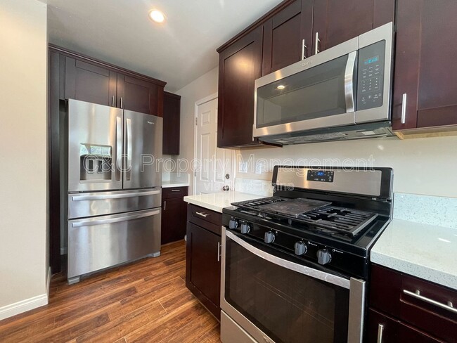 Building Photo - 4774 Mt Cresti Dr