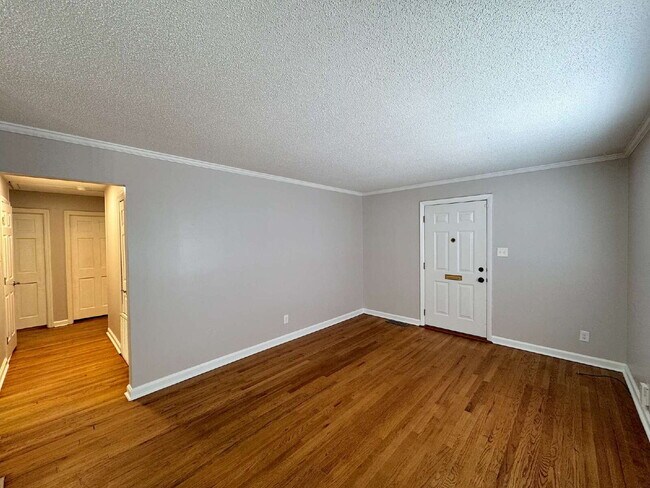Foto del edificio - Well Maintained Home Minutes from Downtown Raleigh!