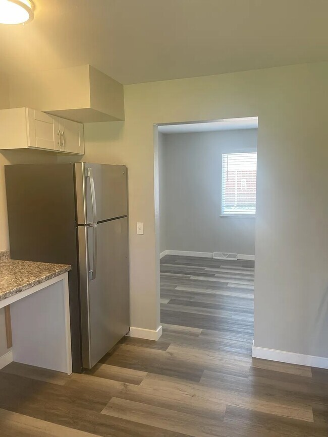 Foto del edificio - 4564 Everett St