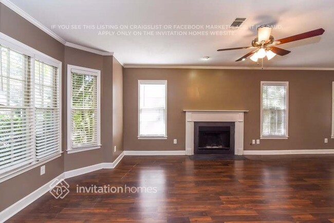 Building Photo - 1460 Gabriel Dr