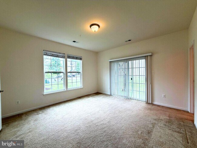 Foto del edificio - 43551 Wild Iris St