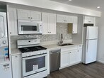 Foto principal - 831 S Flower St