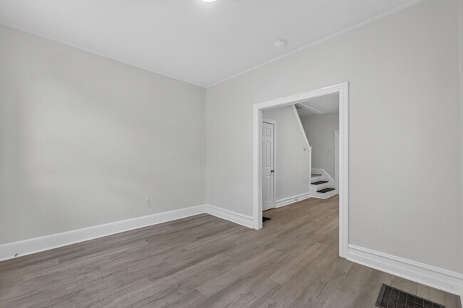 Foto del edificio - 109 N Warren St