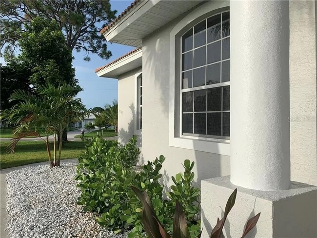 Foto del edificio - 2301 Goya Dr