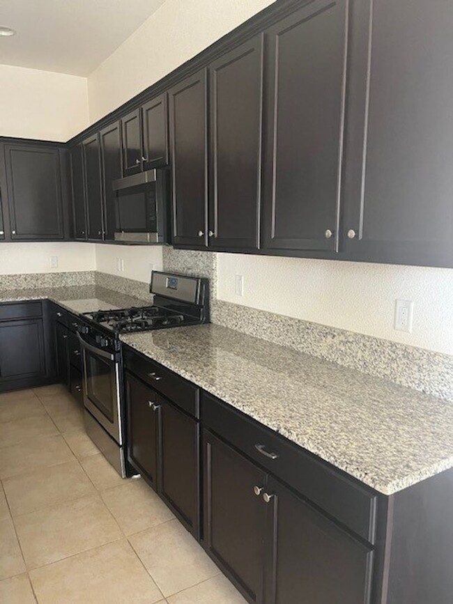 Foto del edificio - 2750 Bonfire Ln