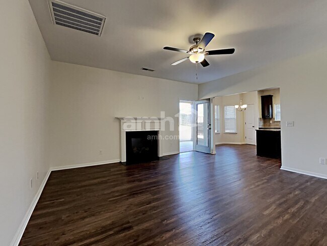 Foto del edificio - 4740 Baldwin Drive