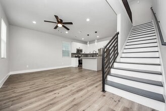 Building Photo - 19104 Sears Dr