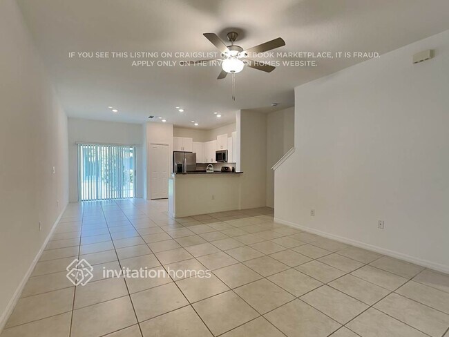 Foto del edificio - 8284 Crescent Oaks Dr