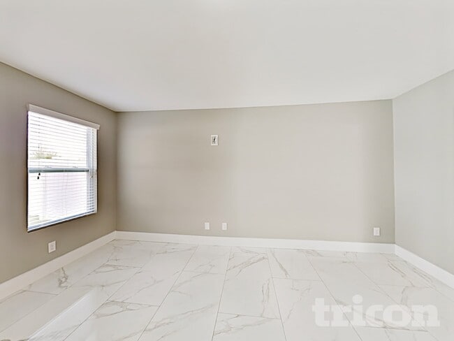 Foto del edificio - 2743 Bramble Ridge Ct