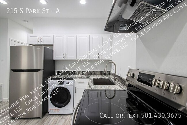 Foto del edificio - 215 S Park St