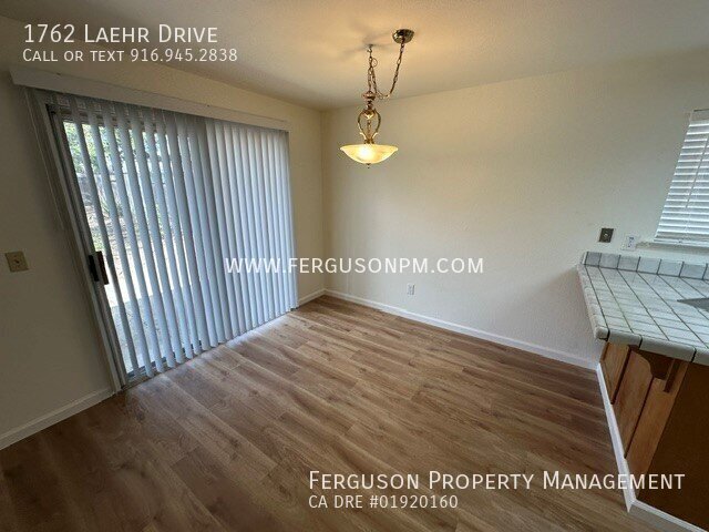 Building Photo - 1762 Laehr Dr
