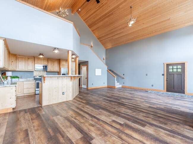 Foto del edificio - 117 Hummingbird Rd