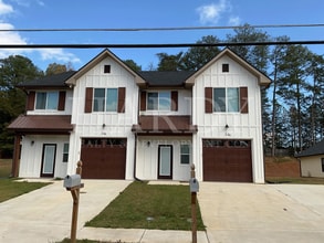 Building Photo - 34 Lyons Dr NW