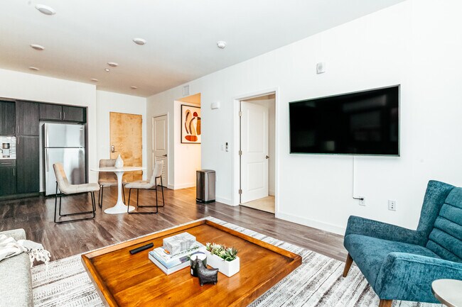 Building Photo - 400 Station Park Cir