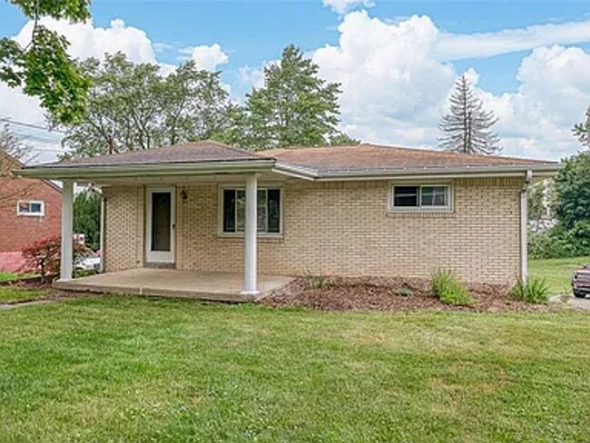 Building Photo - 3 bedroom Ranch Moon Township