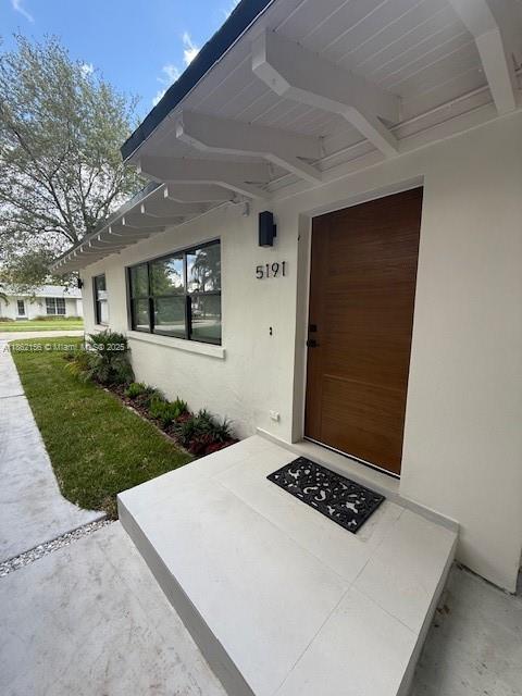 Building Photo - 5191 SW 67th Ave