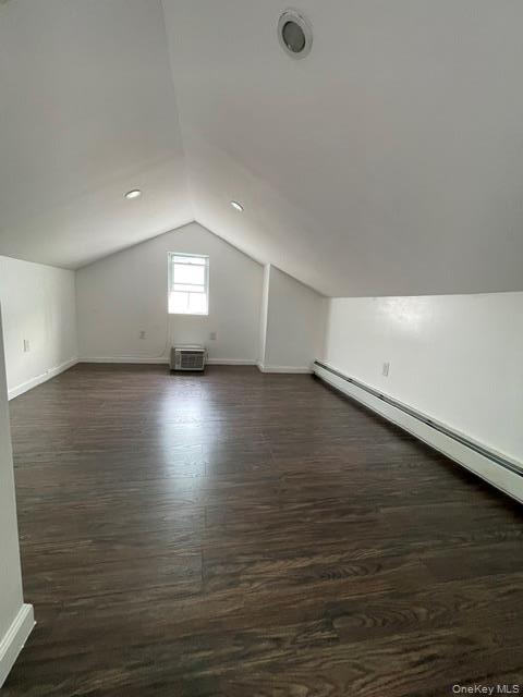 Building Photo - 1865 Mulford Ave