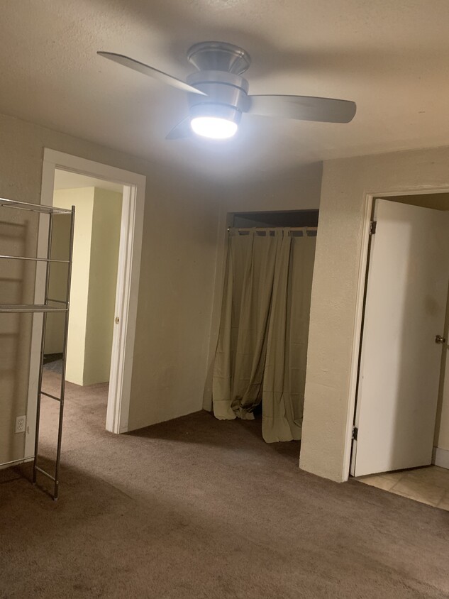 Foto principal - 120 W 10th St