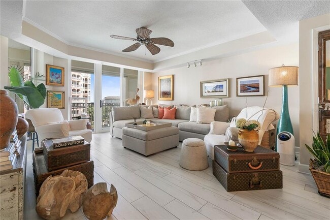 Building Photo - 200 Ocean Crest Dr