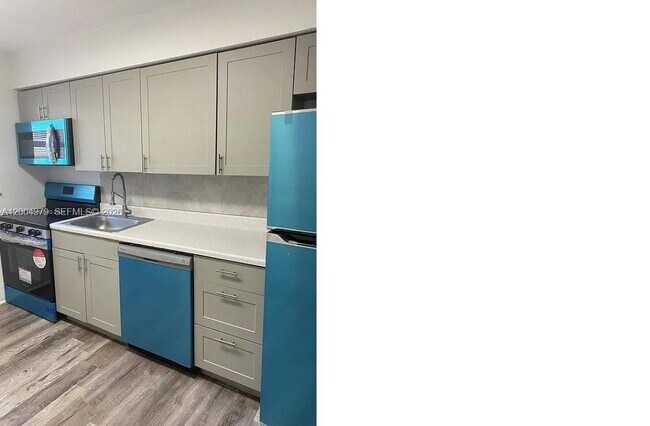 Foto del edificio - 1051 NW 27th Ave