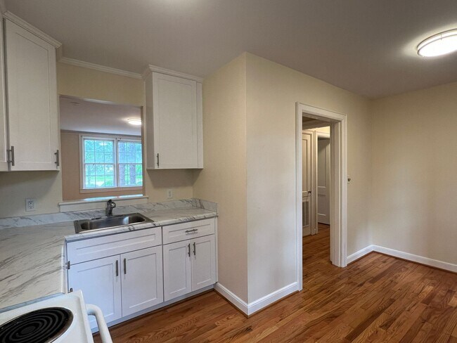 Foto del edificio - Charming 1-Bedroom Unit is Historic Wilmin...