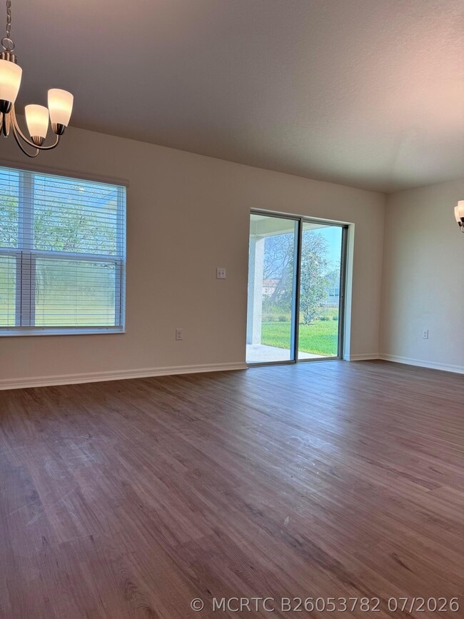 Building Photo - 3015 Sanctuary Dr