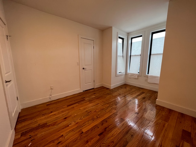 Bedroom 2 - 842 Belmont Ave