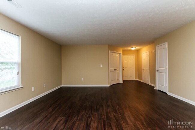 Building Photo - 7270 Burlat Ln