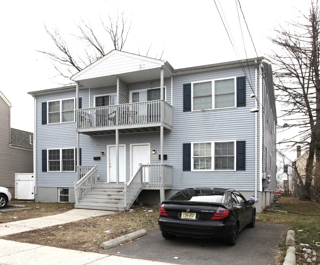 Building Photo - 80 Guilden St