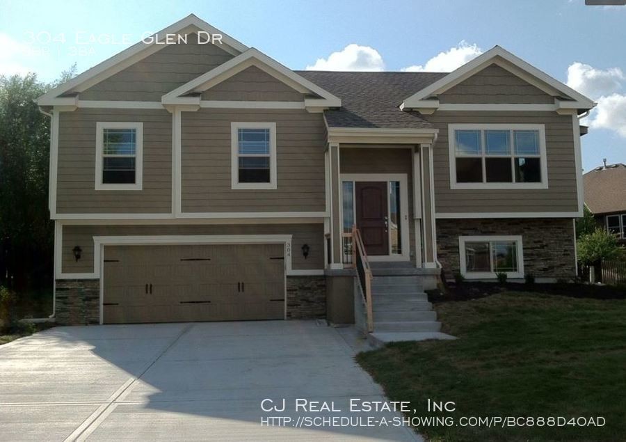 Primary Photo - 304 Eagle Glen Dr