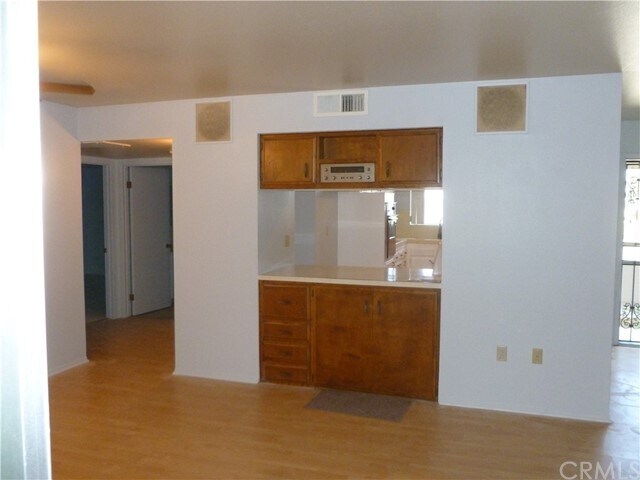 Building Photo - 26205 Cherry Hills Blvd