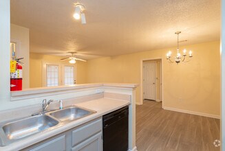 2BR, 2BA -1100 SF - Chase Park