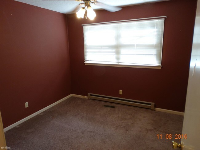 Foto del edificio - 2413 Gentry Rd
