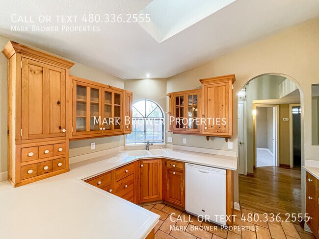 Building Photo - 16216 N Runyon Pl