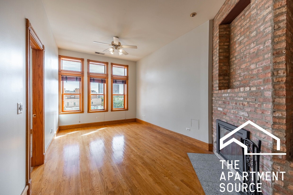 Photo - 1162 West Grand Ave. Unit 4F