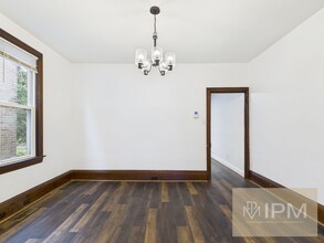 Building Photo - 55 W Maple St