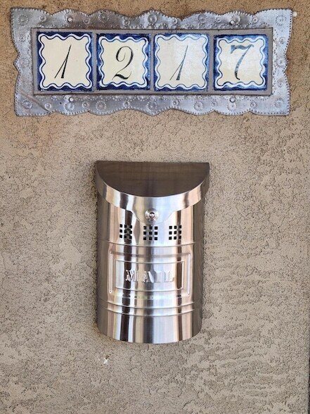 Foto del edificio - 1217 Girard Blvd NE