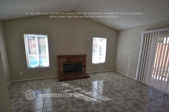 Foto del edificio - 11637 Warbler Way