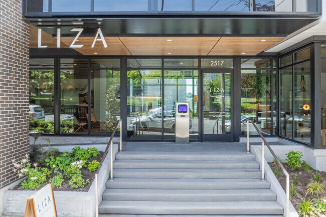 Main Entrance - Liza Eastlake