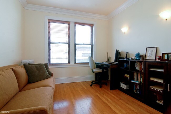 Foto del edificio - 2 br, 1 bath Condo - 2314 West Shakespeare...