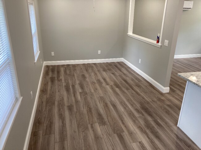 Foto del edificio - 1 McCall Rd