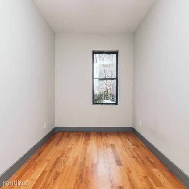 Foto del edificio - 3 br, 1 bath Apartment - 86 Suydam St Apt 2L