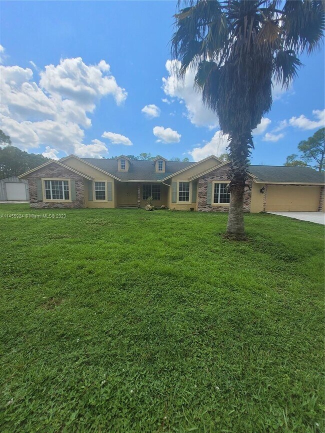 Foto del edificio - 17316 77th Ln N