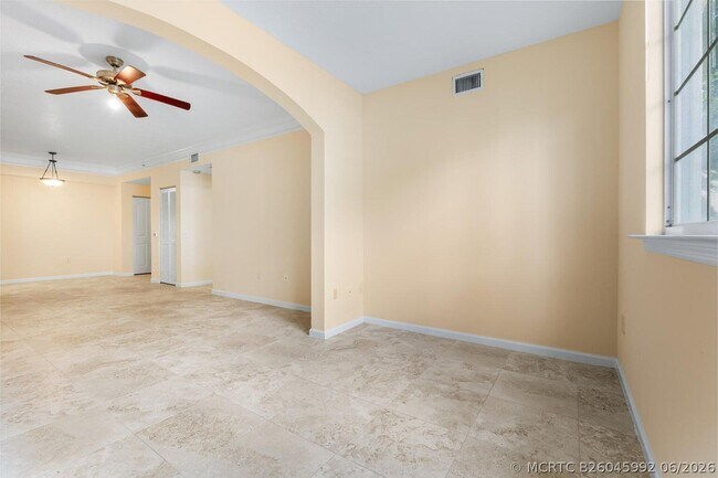 Building Photo - 9901 Baywinds Blvd