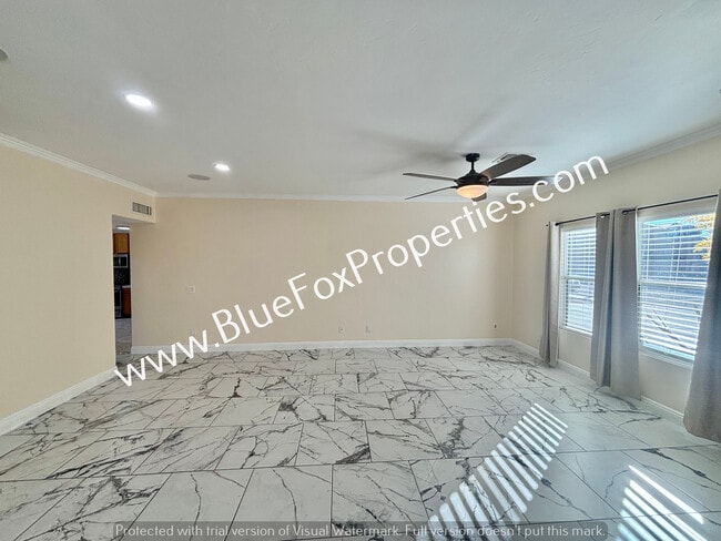 Foto del edificio - 13303 E Almond Crest Dr