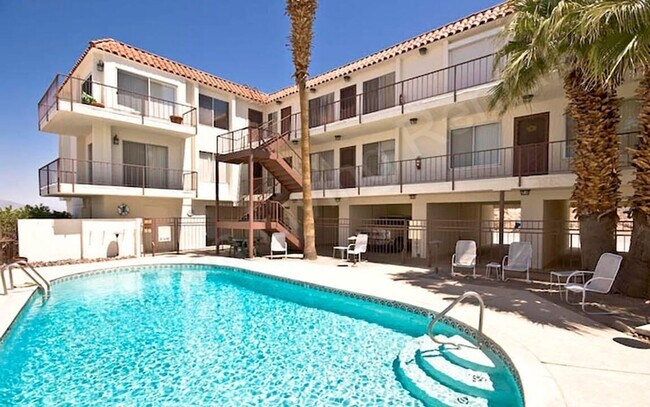 Building Photo - BALCONY VIEW OF LAKE HAVASU