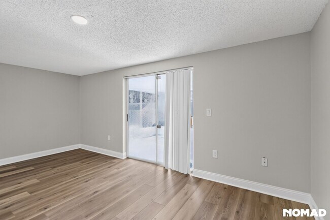 Foto del edificio - 4846 Dogwood St