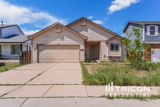 Building Photo - 8491 Dassel Dr